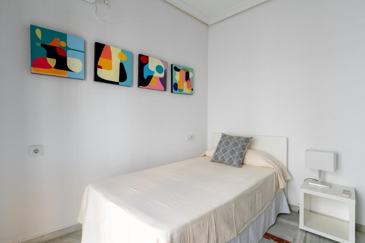 Holi-Rent Cuna Siviglia Esterno foto